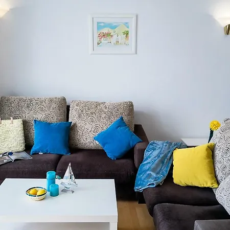 Camel's Spring Club Apartment
