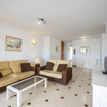 Camel's Spring Club アパート