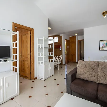 Camel's Spring Club コスタ・テギセ