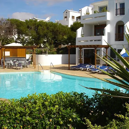 Camel's Spring Club *