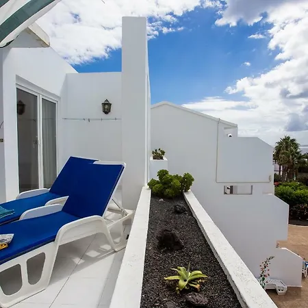 アパート Camel's Spring Club